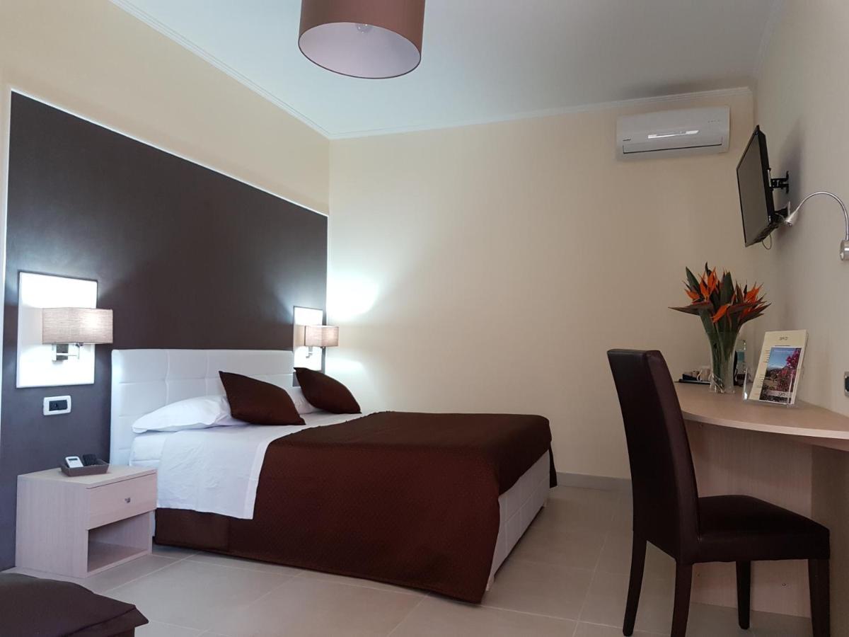 Valentina Bed & Breakfast 3*
