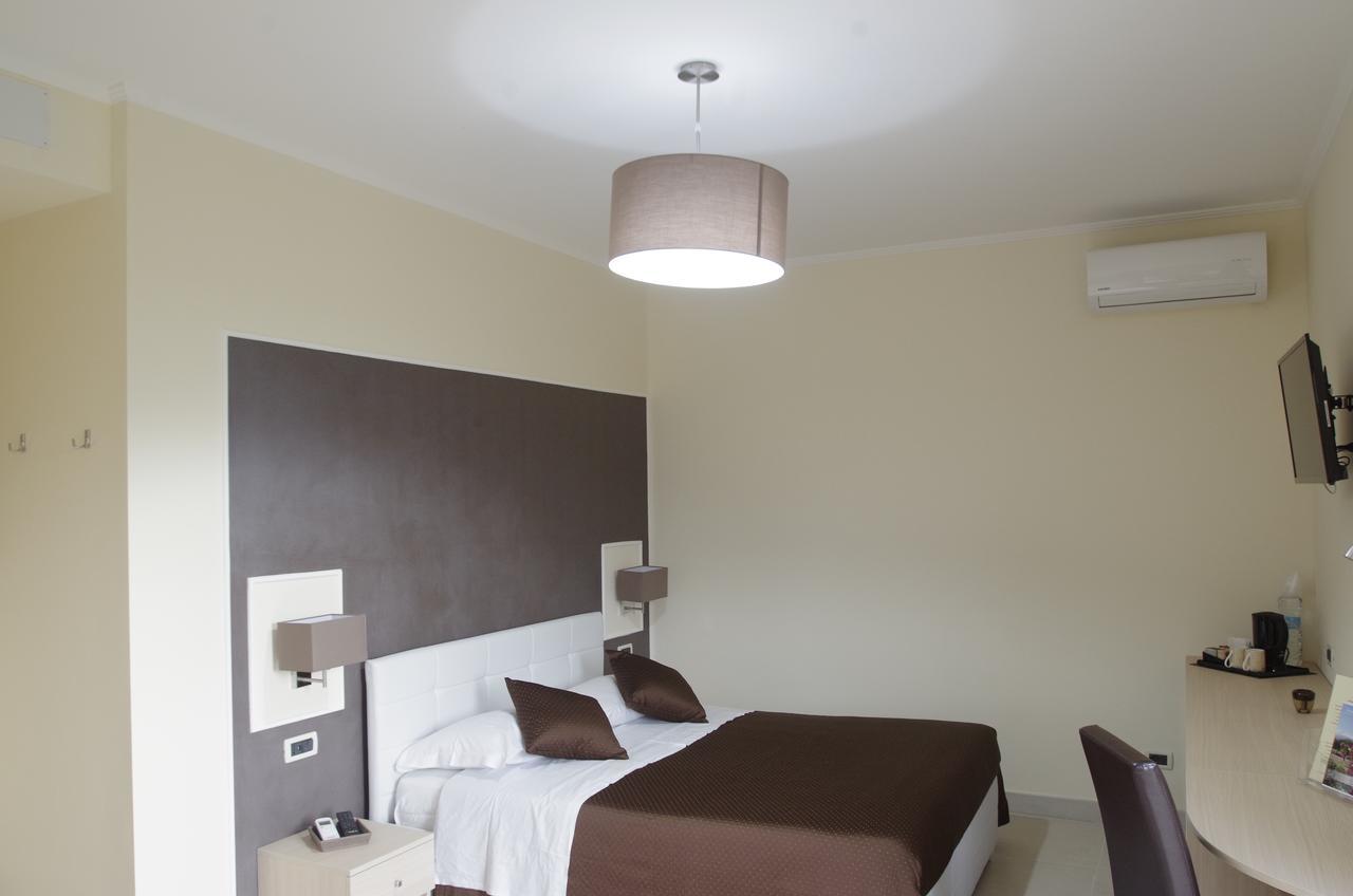 Valentina Bed & Breakfast 3*
