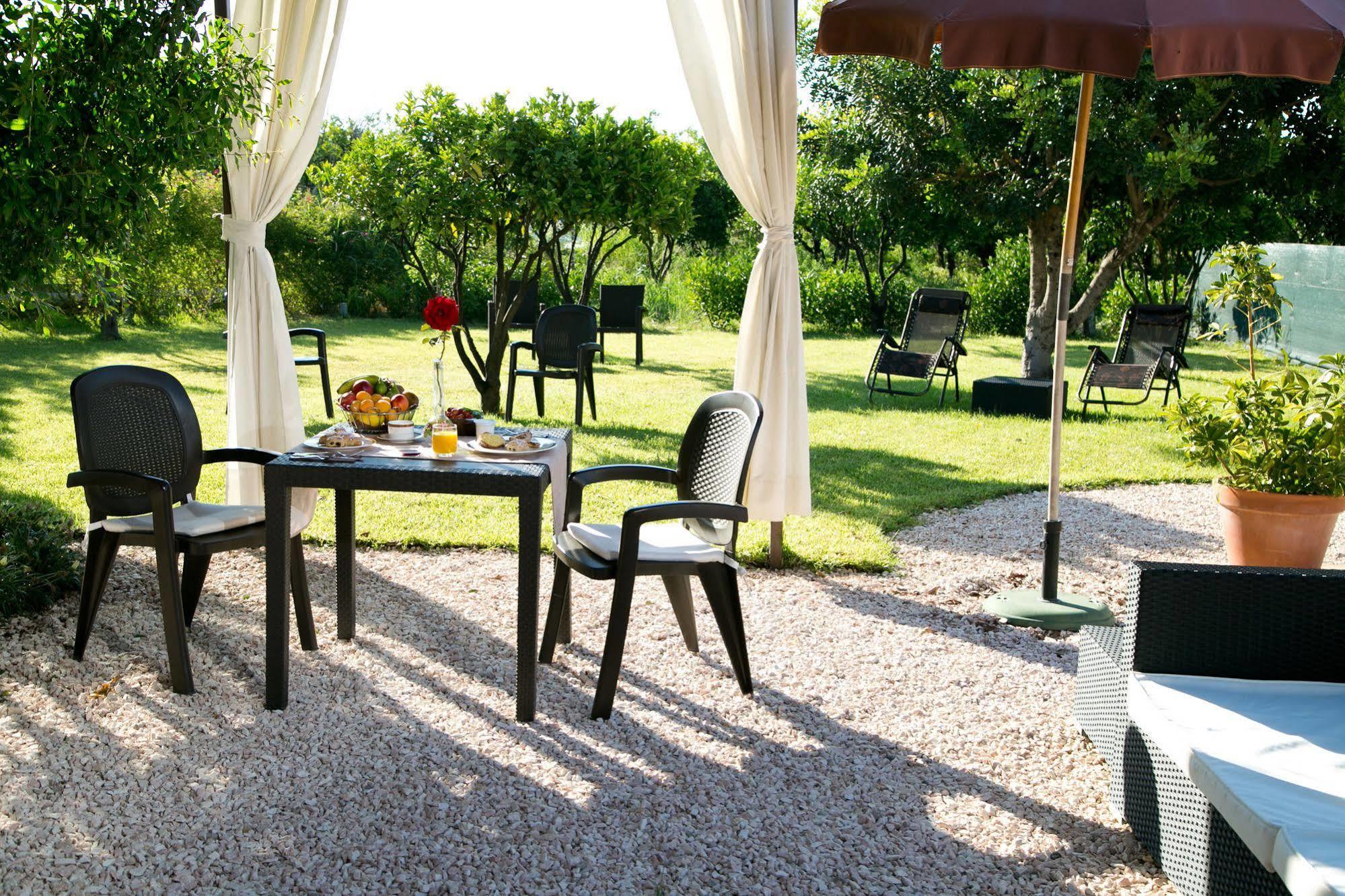 Valentina Bed & Breakfast 3*